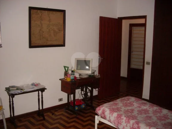 Imagem Sobrado à venda com 3 quartos, sendo 3 suítes, em Butantã, São Paulo - SP
