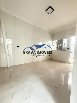 Imagem Alto Padrão para Venda em Sarandi, JARDIM VERÃO, 3 dormitórios, 1 suíte, 2 banheiros, 2 vagas