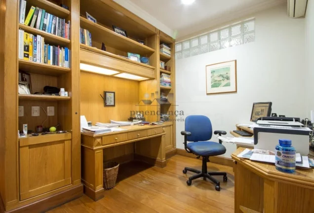 Imagem Apartamento Alto de Pinheiros, alto padrão com rua fechada e cancela, apartamento esta original e m...