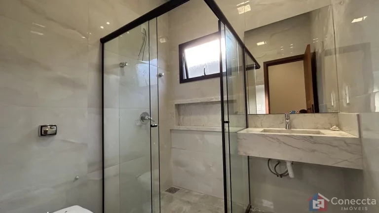 Imagem Casa à Venda em Patos de Minas - 3 Quartos, Suíte com Closet e Área Gourmet
