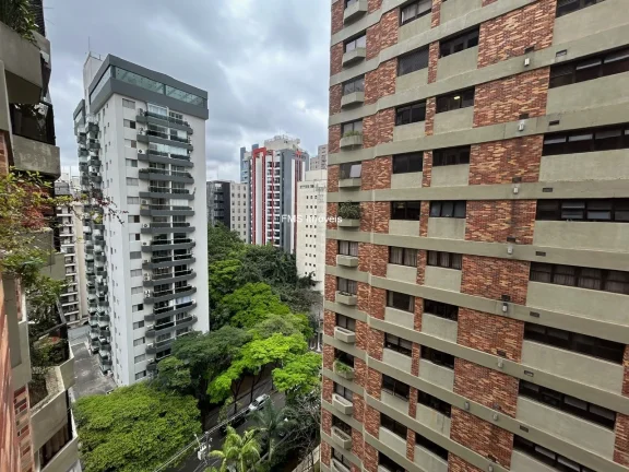 Imagem Apartamento de luxo com 3 suítes e 4 vagas na Vila Nova Conceição, São Paulo - SP!