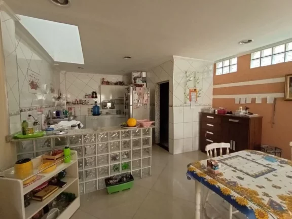 Imagem Sobrado com 2 dormitórios à venda, 193 m² por R$ 585.000,00 - Vila Acoreana - Poá/SP