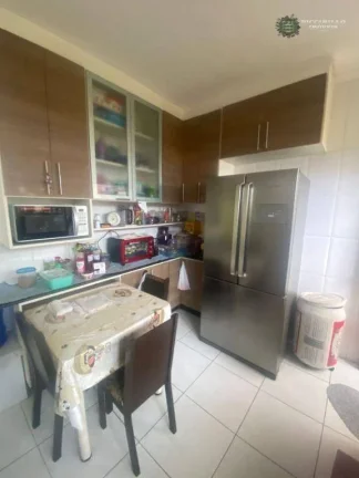 Imagem Sobrado com 3 dormitórios à venda, 110 m² por R$ 680.000,00 - Vila Guilhermina - Praia Grande/SP