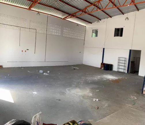 Imagem EXECELENTE GALPÃO COMERCIAL COM 600,M2