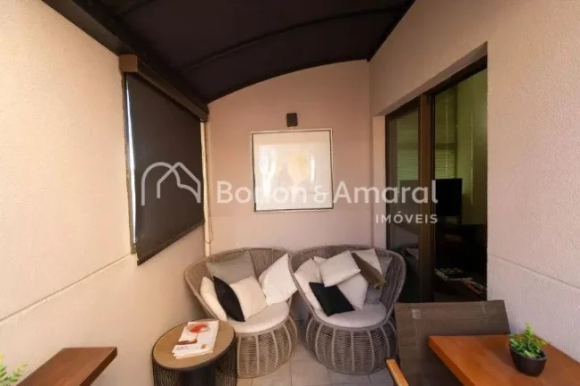 Imagem Cobertura espaçosa à venda com área de 110 m². O imóvel está todo mobiliado e possui living pa...
