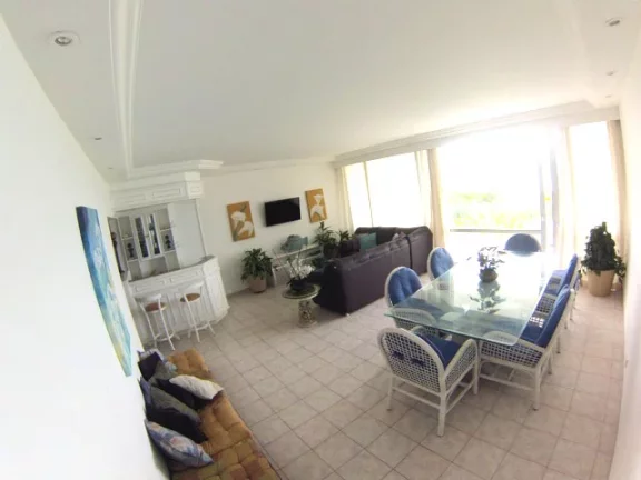Imagem Pitangueiras Frente Total ao Mar, Melhor Prédio e Localização, 2 Garagens, Varanda com Vista Espetacular ao Mar.