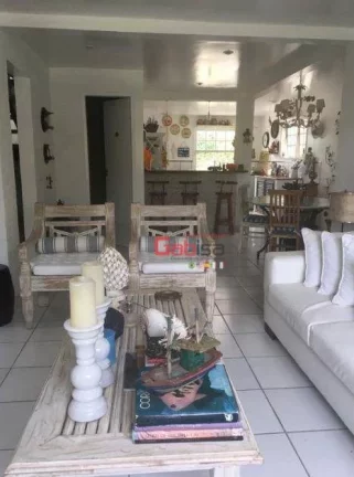 Imagem Casa com 3 dormitórios à venda, 250 m² por R$ 1.450.000 - Baia Formosa - Armação dos Búzios/RJ