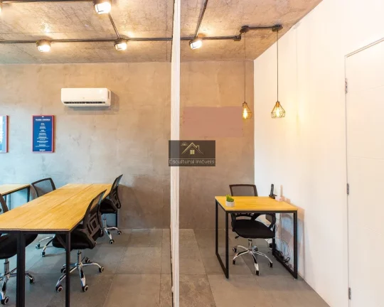 Imagem CONJUNTO COMERCIAL ALTO DA BOA VISTA 41,00 M 13 OPOSTOS DE TRABALHO REFORMADO COPA RECEPÇÃO VARANDA CONDOMÍNIO EXCELENTE PADRÃO 1 BANHEIRO 1 VAGA