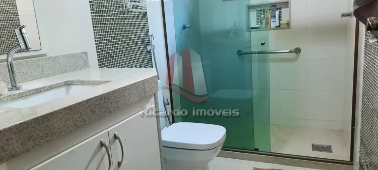 Imagem Casa Duplex Ville Blanche à Venda c/ 4 Qtos e 360 m²