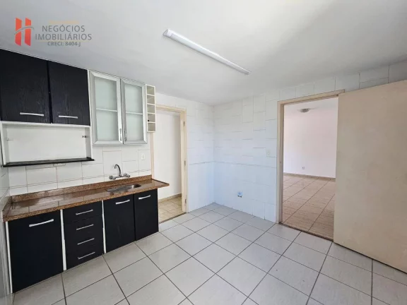 Imagem Excelente Apartamento com 110m² no Jardim 25 de Agosto.