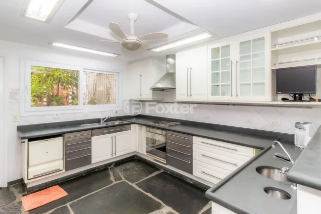 Imagem Casa Vila Madalena - 352M², 3 Dorms, 3 Suítes, 2 Vagas, 3 Salas, Lareira, Mobiliado, Varanda, Closet.