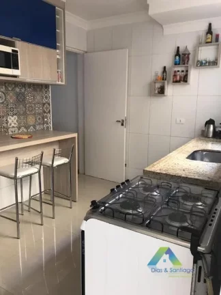 Imagem Sobrado em condomínio com 124m² - 2 dormitórios sendo 1 suíte com varanda, 2 banheiros e um lavabo,