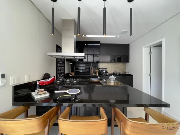 Imagem Casa no condomínio Veduta com 3 quartos suítes e piscina com 600m² de terreno