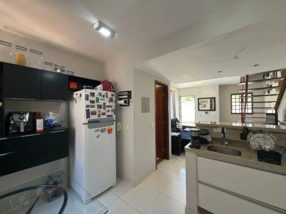 Imagem Sobrado Moderno em Condomínio – Funcionalidade, Conforto e Excelente Localização