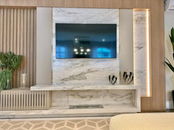 Imagem Apartamento 4Dormitórios dependência - Bairro Navegantes