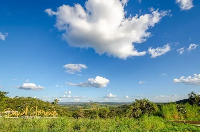 Imagem Daniel Ferreira Vende: Lote plano e nascente - Condomínio Santa Monica