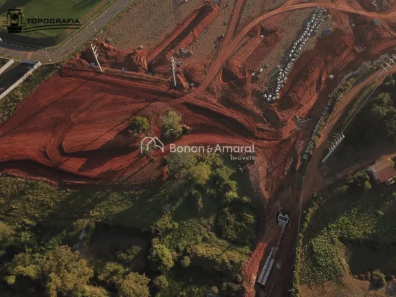 Imagem Terreno de 205m², localizado em uma esquina estratégica da tranquila e bem localizada Vila Profeta...