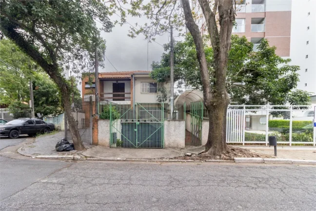 Imagem Sobrado à venda com 3 quartos, sendo 1 suíte, em Real Parque, São Paulo - SP