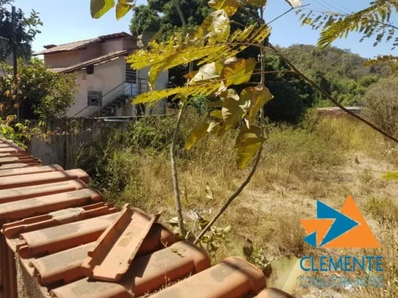 Imagem Terreno de 1.150 m2 para fins comerciais ou residenciais.