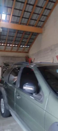 Imagem Casa com espaço externo com cobertura , garagem, em Guaratinguetá