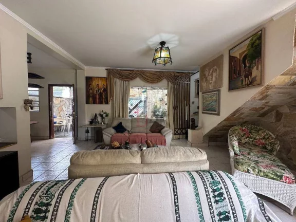 Imagem Casa com 4 dormitórios e 260m2 à venda no Brooklin, ótima localização!