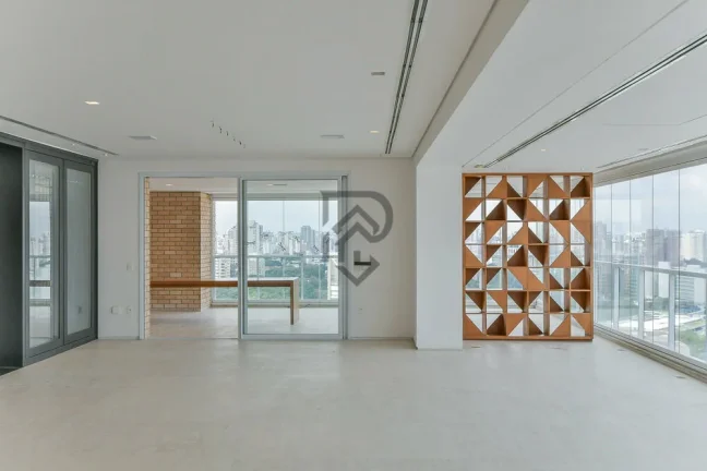Imagem Apartamento Condomínio Marquise Ibirapuera andar alto