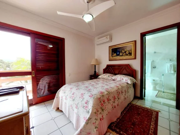 Imagem Maravilhosa Oportunidade de Casa à Venda na Riviera, Módulo 18, Rua Larga!