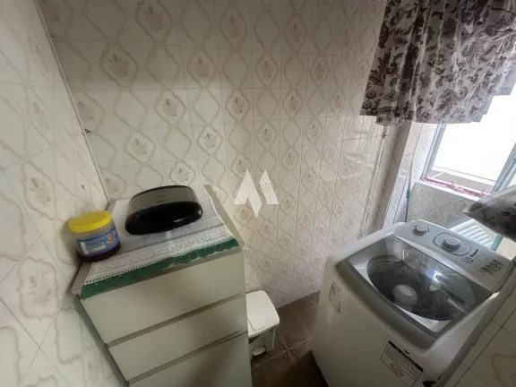 Imagem Apartamento próximo a praia do Embaré com sacada!