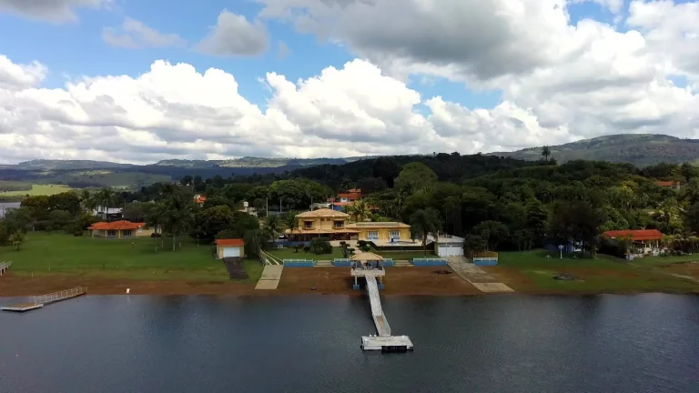 Lindo rancho de alto padrão disponivel á venda no Itambé-MG
