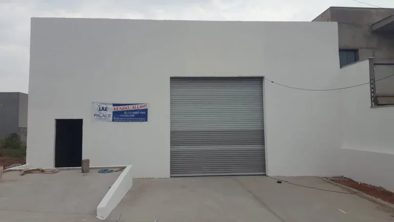 Barracão bairro Jardim dos Pinheiros, terreno 12 x 29 com 244 m². Excelente lugar próximo a rodov...