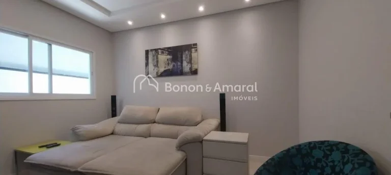 Imagem ...#34;Exclusiva Casa em Condomínio Fechado com Piscina Aquecida e Excelente Localização em Valinhos...#34;