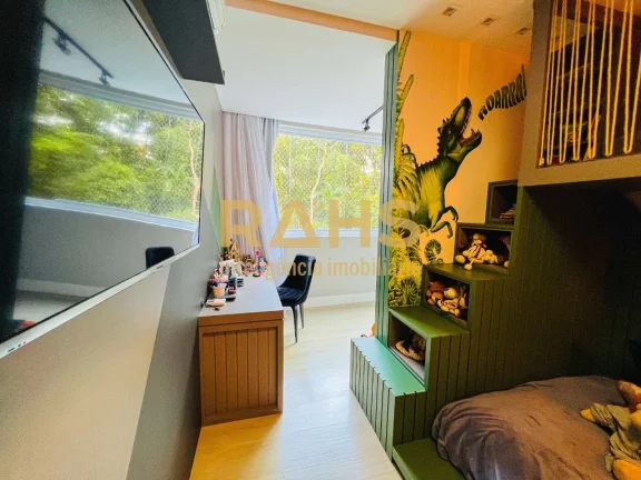 Imagem Apartamento Totalmente Mobiliado e Decorado em Localização Nobre Com 250m² privativos, o apartame...