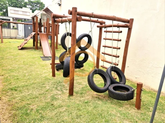 Imagem Casa em Condomínio de Luxo em Interlagos! 4 quartos, 2 suítes, 3 salas, 4 banheiros, 4 vagas. 250m². Residencial Paineiras Interlagos. Pacote 8.500,00.