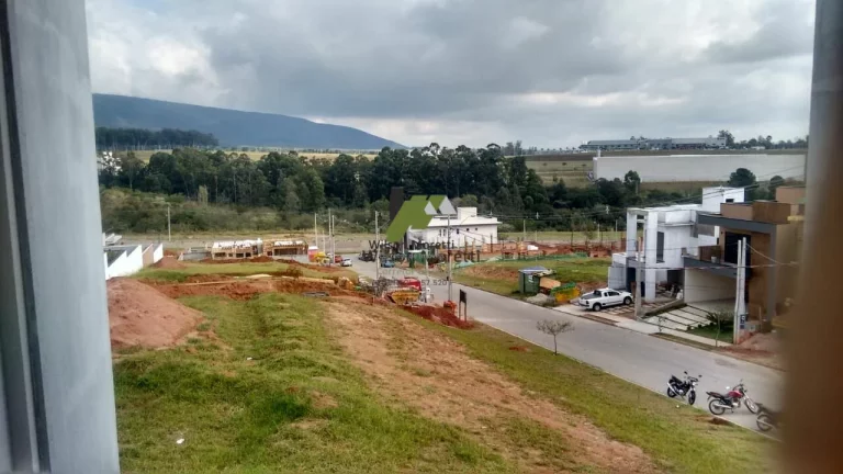 Imagem Casa a venda em Condomínio