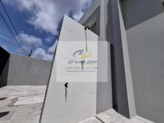 Imagem Vendo casa de 53m², 03Quartos (sendo 02 suítes),01 Vaga de Garagem.