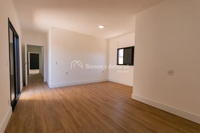 Imagem Casa térrea à venda no Condomínio Mont Alcino, uma excelente oportunidade para quem busca confort...