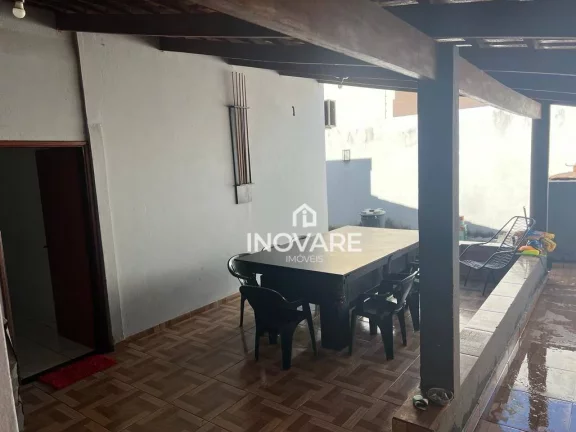 Imagem Casa com 3 dormitórios à venda, 200 m² por R$ 400.000,00 - Santa Maria - Itumbiara/GO