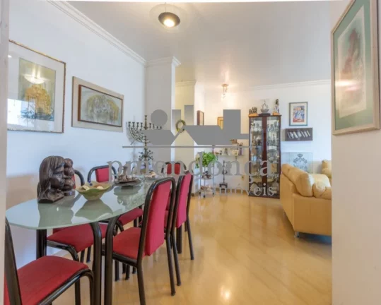 Imagem Apartamento à venda na Rua Apinajés com 3 quartos( 1 suíte )e 2 vagas, 130m²