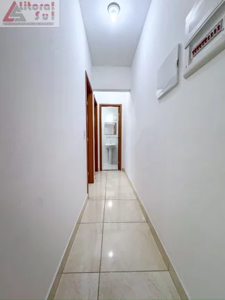Imagem Imóvel à venda: Apartamento de 2 quartos com vaga na Praia Grande-SP, bairro Mirim - 50m². Aproveite!