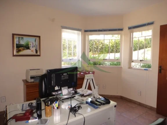 Imagem Linda Casa em Atibaia na Vila Gardênia 522m²
