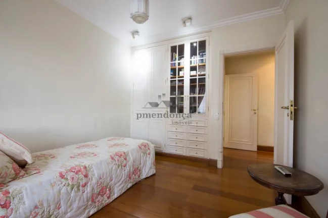 Imagem Apartamento Alto de Pinheiros, alto padrão com rua fechada e cancela, apartamento esta original e m...