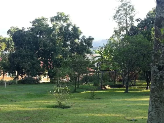 Imagem JOANÓPOLIS. LINDA CHÁCARA NA BEIRA DA REPRESA, com acesso a água !