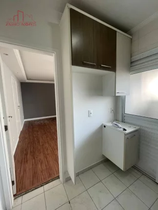 Imagem Apartamento reformado - 69m² - 2 Dorms - Condomínio Brink.