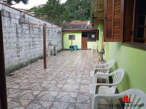 Imagem Casa Para Venda Com 03 Dormitórios, na Vila Britania em Campos do Jordão.