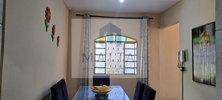 Imagem Casa para Venda em Santa Luzia, Conjunto Cristina (São Benedito), 4 dormitórios, 2 banheiros, 2 vagas