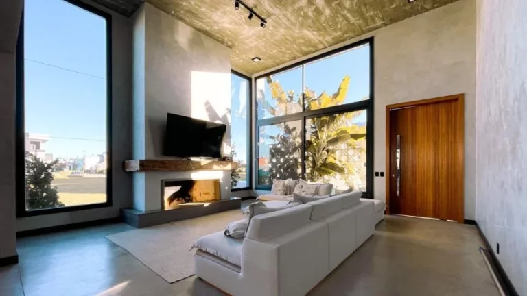 Imagem Casa 4 dormitórios em condominio fechado