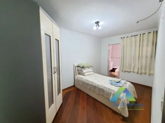 Imagem RUDGE RAMOS Excelente casa térrea , 141 metros 3 dormitórios, espaço gourmet, 3 vagas com ótima localização e valor !!