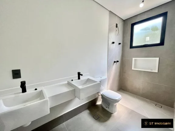 Imagem Casa à venda com 4 Suítes em Condomínio Fechado - Bragança Paulista/SP!