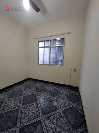Imagem CASA de 2 quartos com VAGA DE GARAGEM para alugar na Vila Paula em Duque de Caxias/RJ