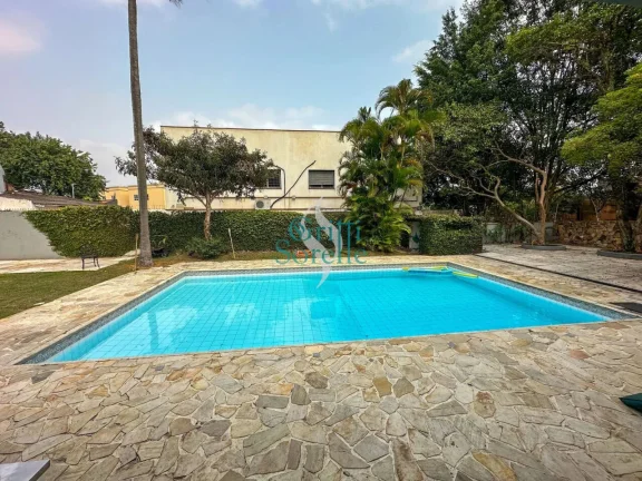 Imagem Casa/Sobrado à Venda em Alto de Pinheiros - São Paulo/SP.